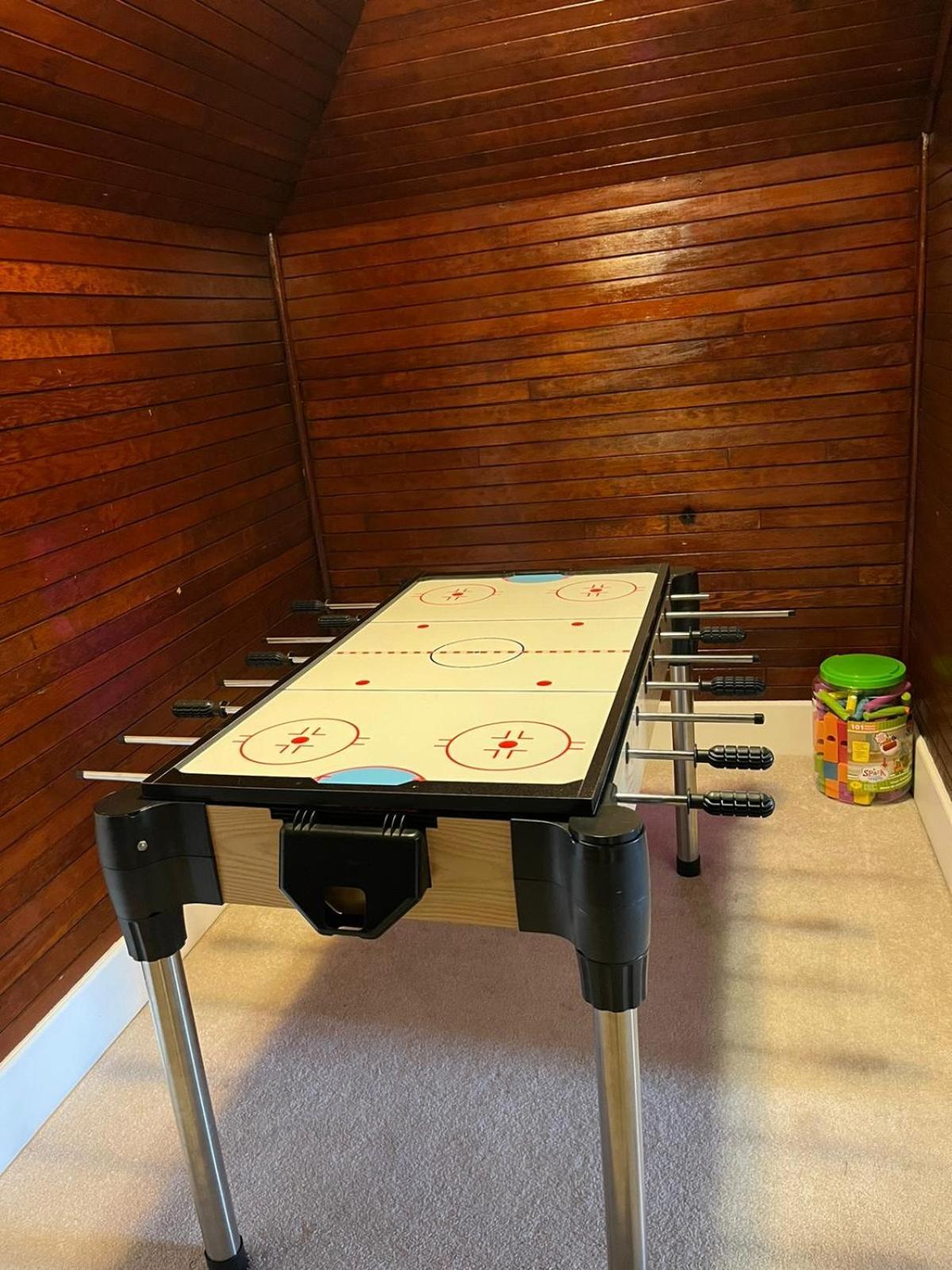 Beautiful Renovated Oasis Holiday home Niagara Falls